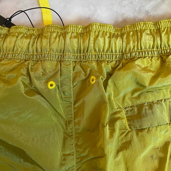 Stone Island Nylon Metal Shorts XL - Picture 12 of 13